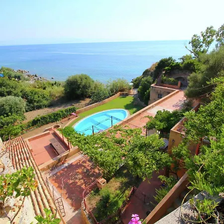 بيت للعطل Mansion In Capo Vaticano By The Sea *